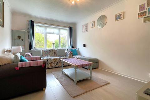 42 Hillside Road, Bromley, BR2 0ST