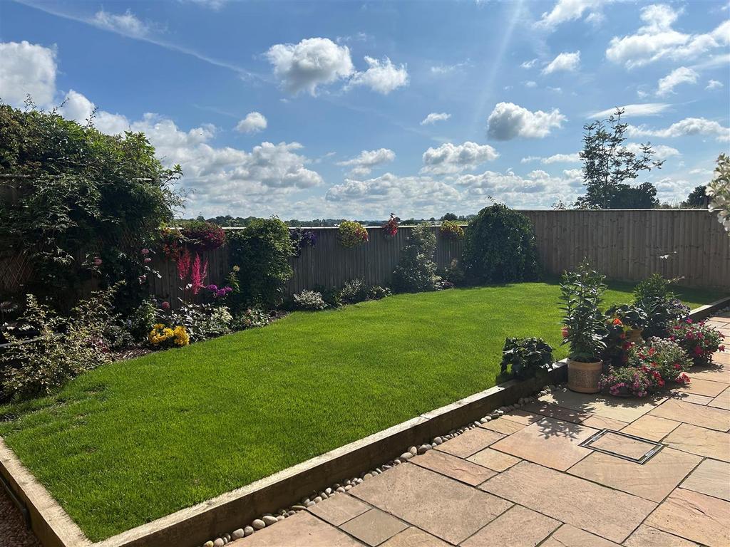 Garden2.jpg