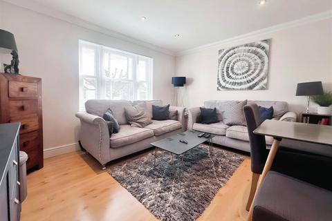 2 bedroom apartment for sale, Winchester Court, Broomfield Road, Chelmsford