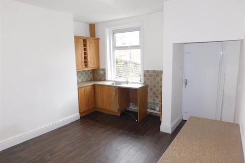2 bedroom terraced house to rent, Hulton Street, Failsworth, Manchester