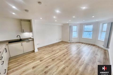 2 bedroom apartment for sale, Gaskell Road, Altrincham WA14
