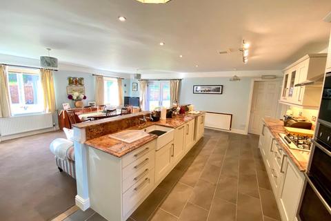 13 Cranmore View, Ashley, Tiverton, EX16 5PP