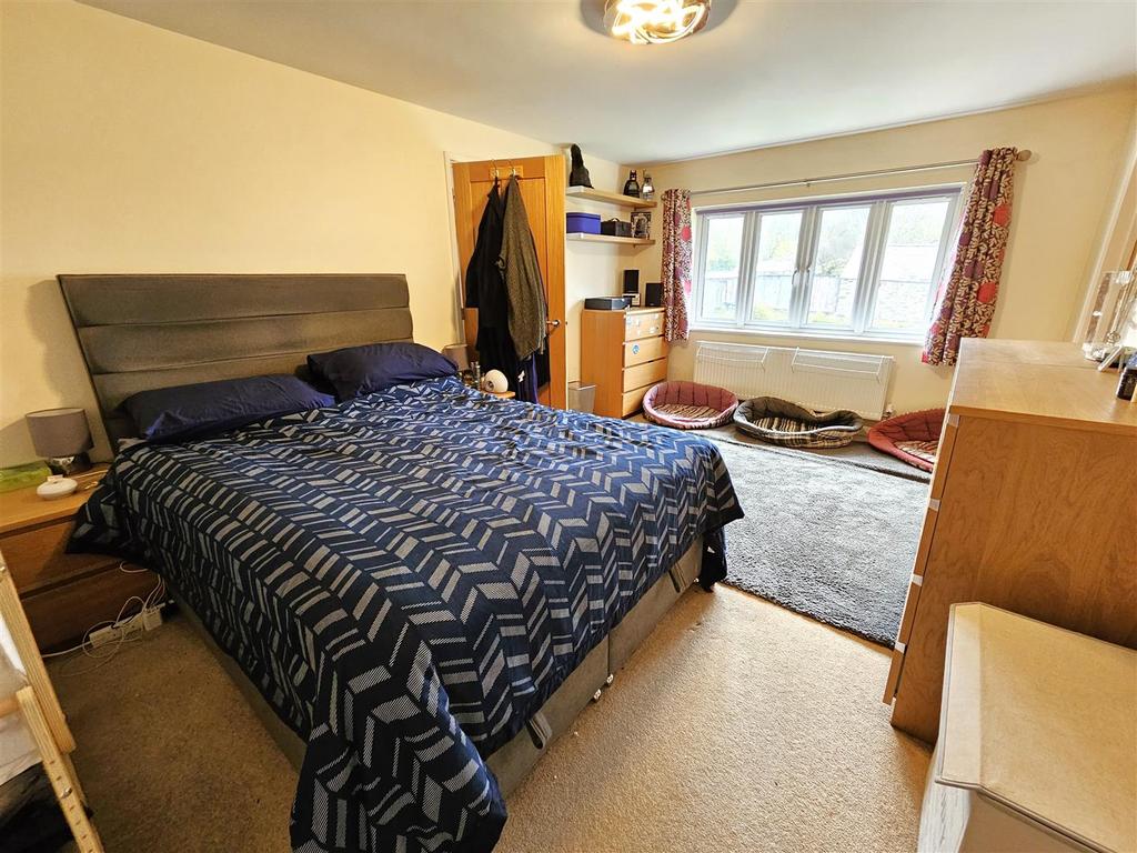 Master bedroom.jpg