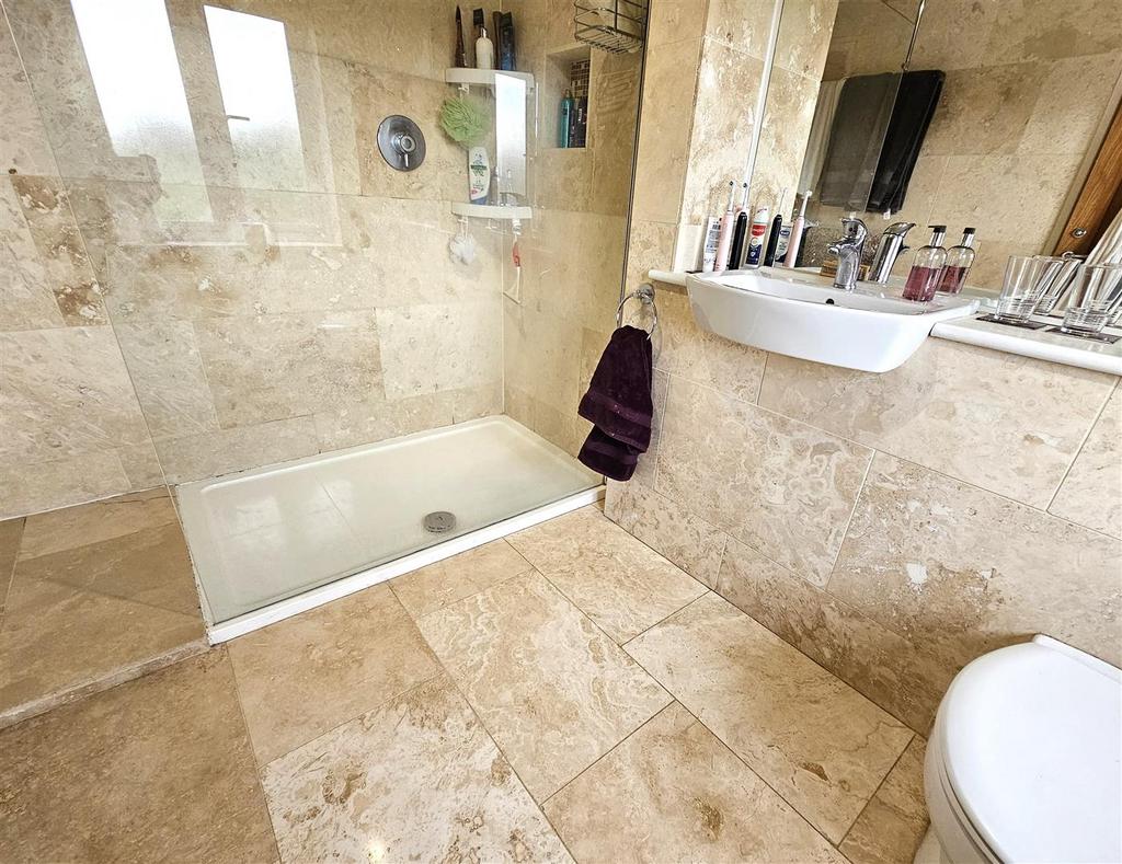 En-suite.jpg