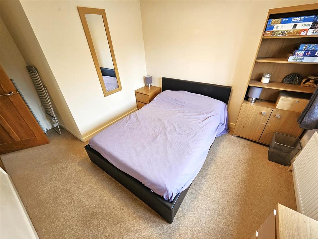 BEdroom 3.jpg
