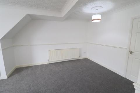 2 bedroom terraced house to rent, Moorhouse Road, Hull