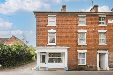4 bedroom semi-detached house for sale, Tonbridge Road, Wateringbury ME18