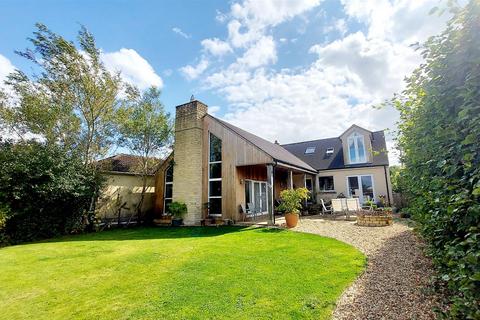 1 Brockleaze, Neston, Corsham, SN13 9TJ