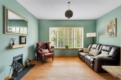 1 Brockleaze, Neston, Corsham, SN13 9TJ