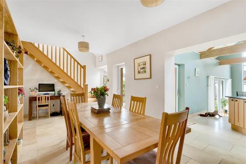 1 Brockleaze, Neston, Corsham, SN13 9TJ