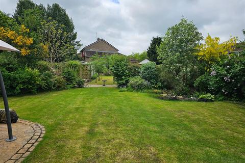 4 bedroom bungalow for sale, The Wayside, Hurworth