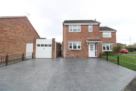 3 bedroom semi-detached house for sale, Winchester Way, Darlington