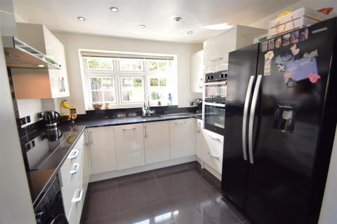 3 bedroom detached house for sale, Woodwell Road, Shirehampton