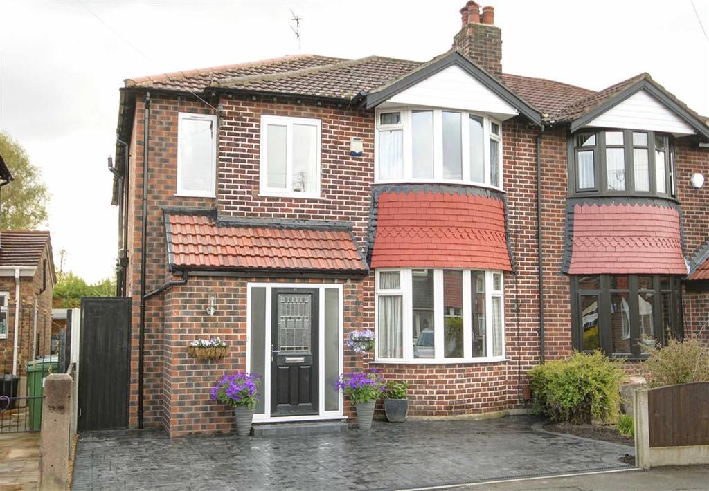Balmoral Drive, Timperley, Cheshire 4 bed semidetached house £435,000