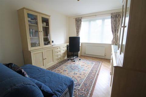 2 bedroom apartment for sale, Leconfield, Darlington