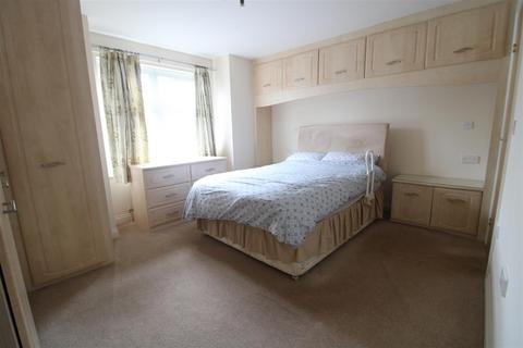 2 bedroom apartment for sale, Leconfield, Darlington