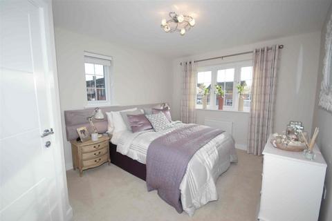 3 bedroom detached house to rent, Greenhouse Gardens,Cullompton,Devon,