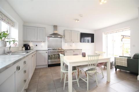 4 bedroom detached house for sale, Bramble Close, Newborough, Peterborough