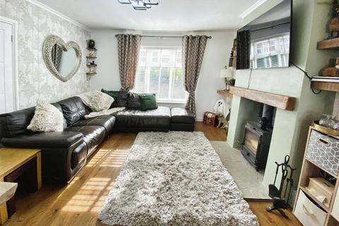 3 bedroom house for sale, Hylton Avenue, South Shields