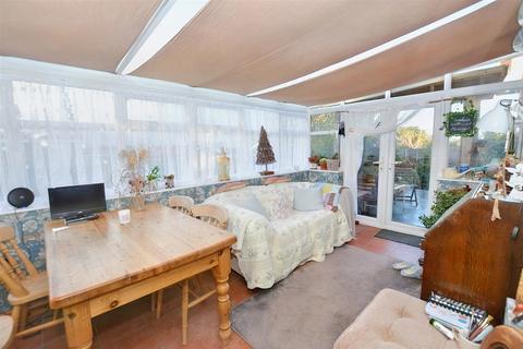 2 bedroom detached bungalow for sale, Priory Close, Beeston Regis, Sheringham