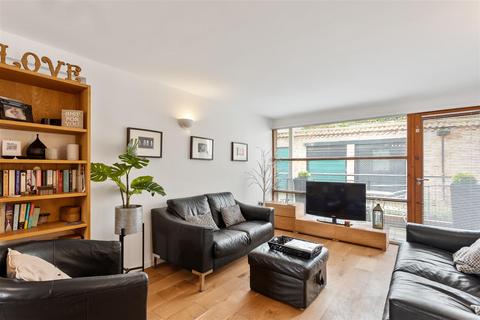 2 bedroom flat for sale, Jacobs Court, Trinity Lane, York YO1 6LL