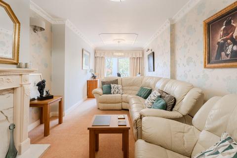 41 Church Walk, Penn Fields, Wolverhampton, WV3 7BY