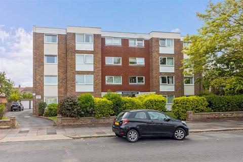 2 bedroom flat to rent, St. Georges Road, Worthing