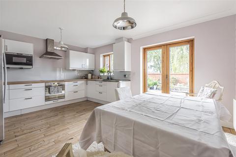4 bedroom terraced house for sale, Bonhay Road, Exeter