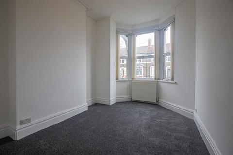 2 bedroom flat to rent, Splott Road, Cardiff CF24