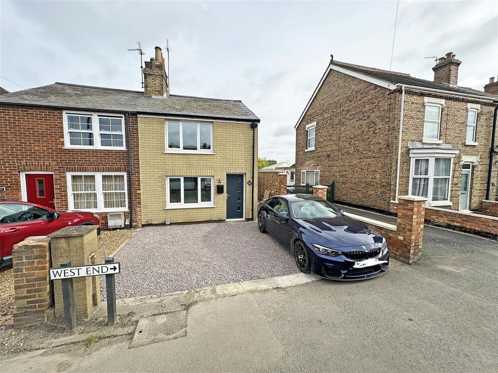 West End, Peterborough PE7 2 bed semidetached house £210,000
