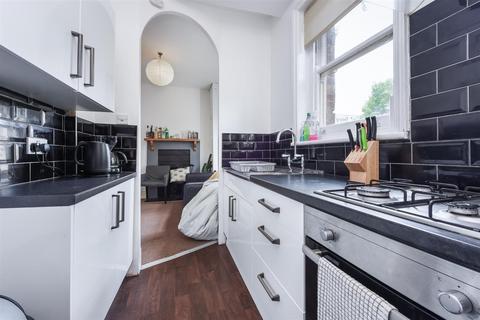 3 bedroom house share to rent, Effra Mansions, Brixton