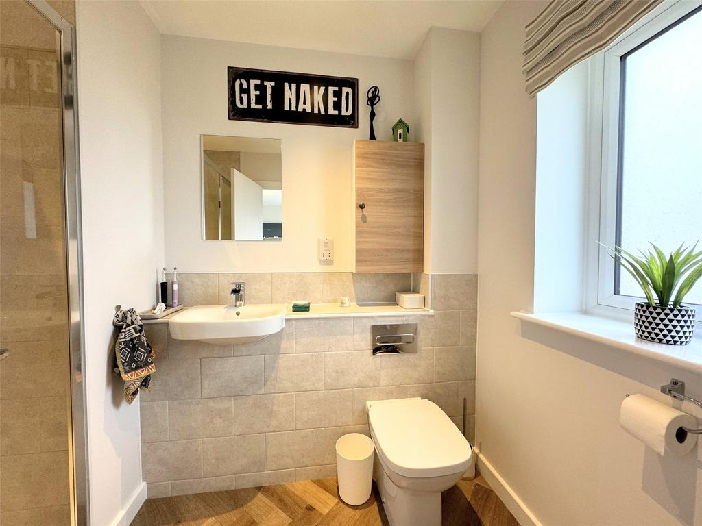 Ensuite
