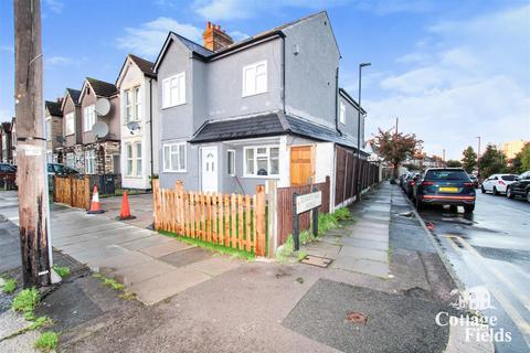 5 bedroom end of terrace house for sale, Durants Road, Enfield