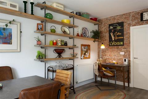 14 Bayldon Square, York, YO23 1PT