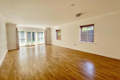 2 bedroom apartment for sale, Tower Road, Branksome Park, Poole, BH13