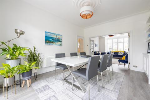 5 Chadwick Road, Westcliff-on-sea, SS0 8LS