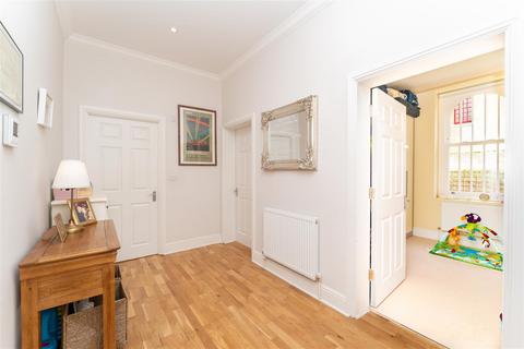 2 bedroom apartment for sale, Hilda Road, Southall