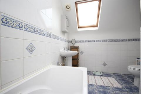 Flat 4, Haydon Gardens, 2 Haydon Road, Branksome Park, Poole, BH13 6JB