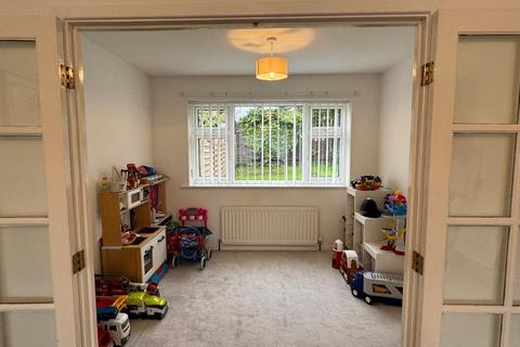 17 Edgecombe Drive, Darlington, DL3 9DL