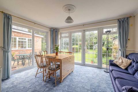 3 Barnfield, Iver, SL0 0AL