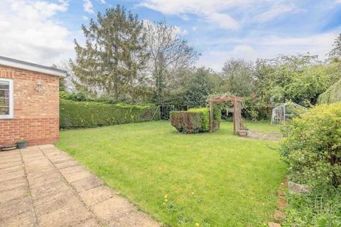 3 Barnfield, Iver, SL0 0AL
