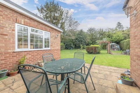 3 Barnfield, Iver, SL0 0AL