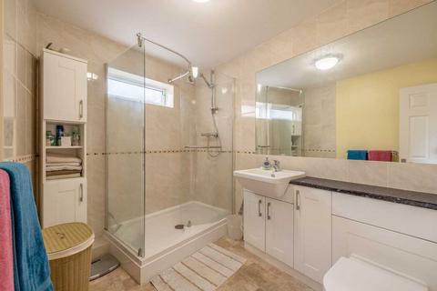 3 Barnfield, Iver, SL0 0AL