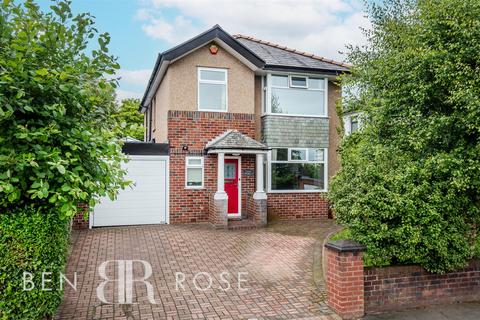 4 bedroom detached house for sale, Crawford Avenue, Chorley