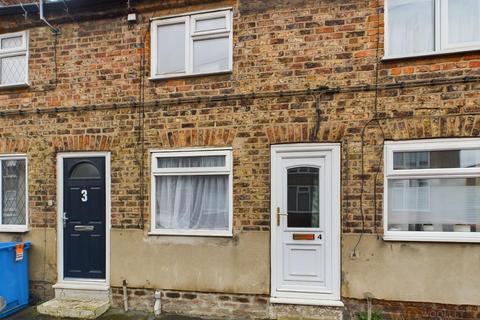 2 bedroom terraced house for sale, Westgate, Driffield