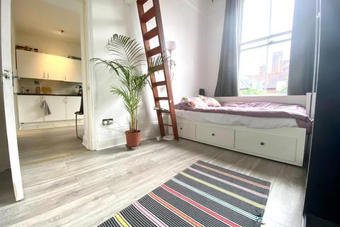 1 bedroom flat to rent, Fellows Road, London