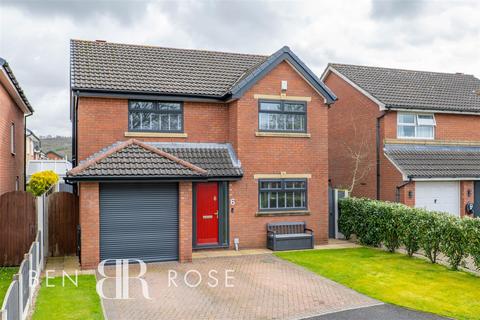 6 Heather Close, Chorley, PR6 0EL
