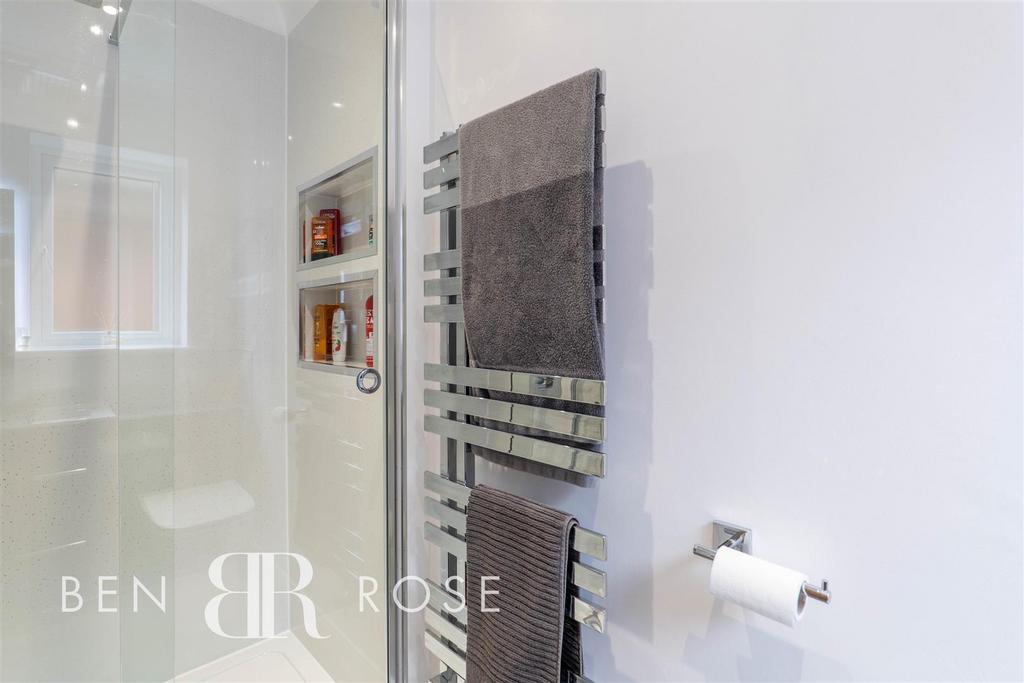 Master Ensuite