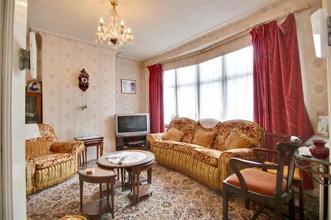 3 bedroom end of terrace house for sale, Ladysmith Road, Enfield