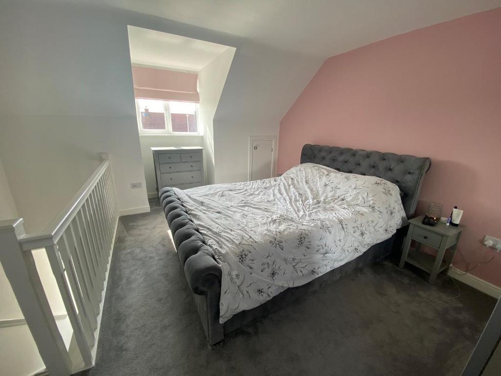 Bedroom One.jpg